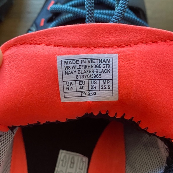 Women SALEWA Approach Shoes - Picture 4 of 10